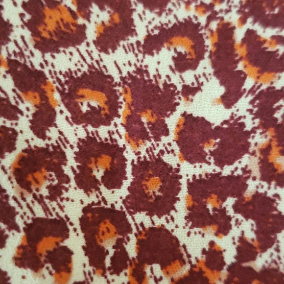 H&M Dress Midi Animal Print Long Sleeves Sz  10 Maroon Red Cream Pleated Lined - Picture 4 of 16